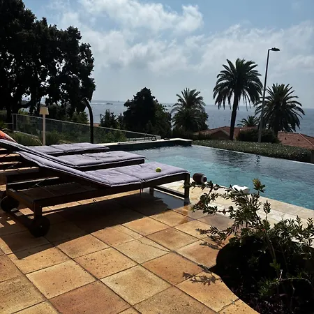 Naussica Villa Saint-Raphaël